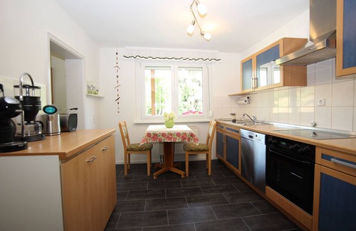 Berghaupten Apartment | Herrlich an Wald u. Wiesenrand,ruhige Lage. Erdgeschoss, Terrasse ,fam. mit Kind
