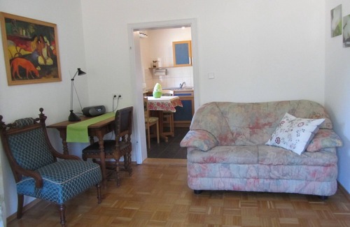 Berghaupten Apartment | Herrlich an Wald u. Wiesenrand,ruhige Lage. Erdgeschoss, Terrasse ,fam. mit Kind