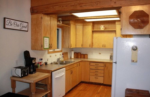 Herschel House | Herschel Retreat House - Herschel, Saskatchewan, Canada