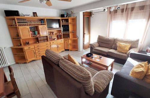 Hervas Apartment | Hervas Centro Apartment IDEAL FOR FAMILIES 6 Adults 2 children
