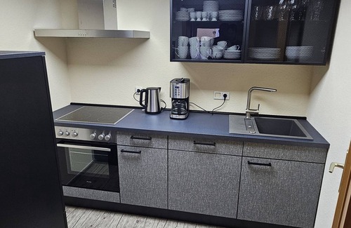 Bad Klosterlausnitz Apartment | Herzlich Willkommen in der Ferienwohnung am Schwanenteich