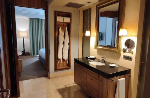 Naguanagua Hotel | Hesperia WTC Valencia