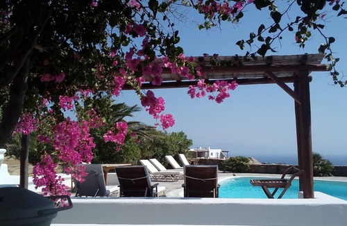 Paraga Villa | Hesperus - A 3-bedroom villa with private swimming pool near Super Paradise