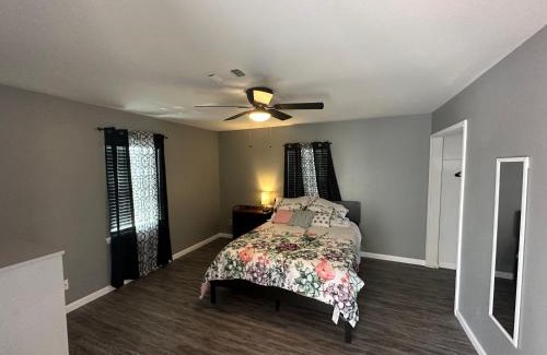 Alta Vista Apartment | Hess St