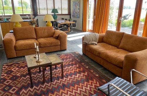 Municipality of Weesp House | Hestar Husid, het luxe paardenhuis