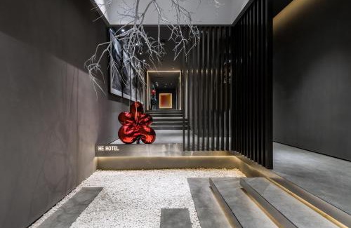Beilin Hotel | HeSu Hidden Art Hotel & Suites -Near Xi'an Drum Tower and Yongning Gate -Free Laundry Luggage Storage -Kitty Café with Freshly Ground Coffee -24H Front Desk -English Service -Exclusive Subsidies for Dumpling Banquet & Show
