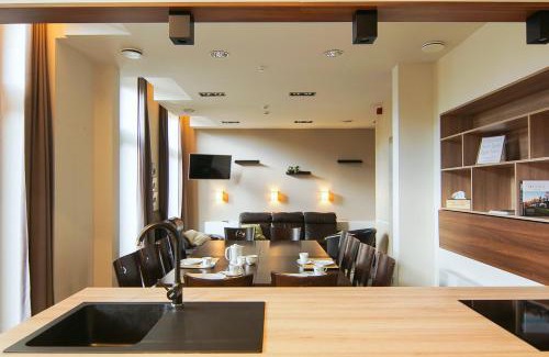Opoeteren House | Het Dorpshuys - vakantiewoning tot 12 personen