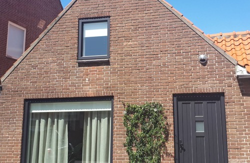 Municipality of Katwijk House | 'Het Melkhuis', the tiny house that makes you happy😀