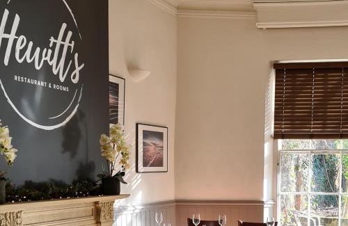 Newport House | Hewitt's Restaurant & Rooms