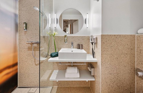 Rheinstetten Hotel | Hey Lou Hotel Karlsruhe Messe