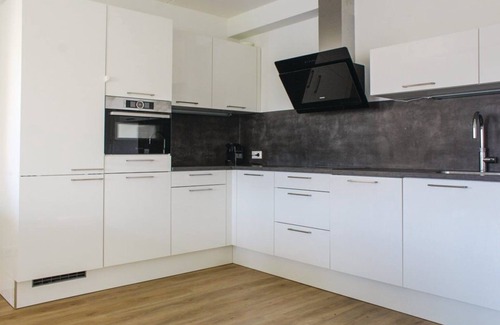 Idskenhuizen House | HFR 266 8 persons water villa