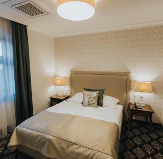 Toszek Hotel | HG Hotel
