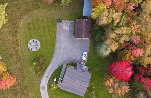 Barton House | HGTV Cabin Lake Willoughby/Burke/Jaypeak EV Chrgr