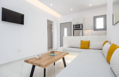 Piso Livadi House | HH Summer | Brand new luxury house by the sea