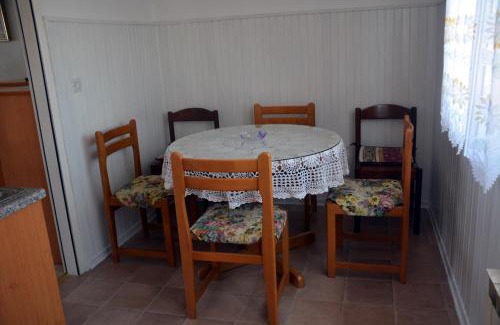 Brda House | Hiša v Travniku