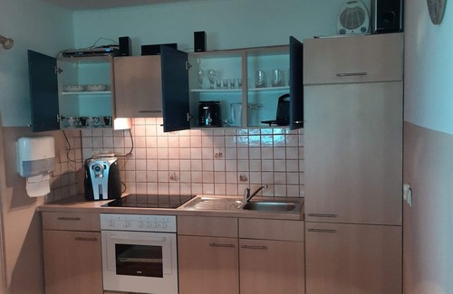 Semic House | Hiška pri Toniju, Semič