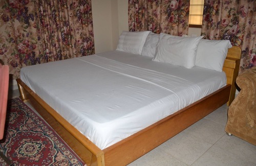 Akosombo Hotel | Hi-Haven Hotel, Akosombo