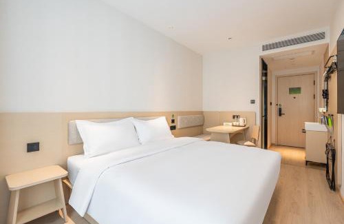 Beiqijia Hotel | Hi Inn Beijing Changping Future Science City Subway Station