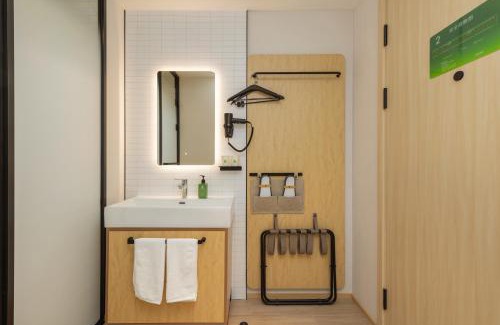 Haidian Hotel | Hi Inn Beijing Olympic Park