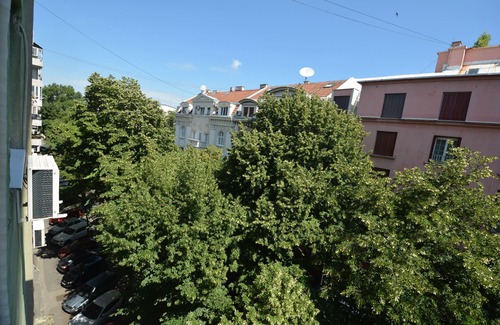 Dorcol Apartment | Hi! Looking for place to stay in Belgrade? Try Dorćol Dwellings Vinyl Apartment!