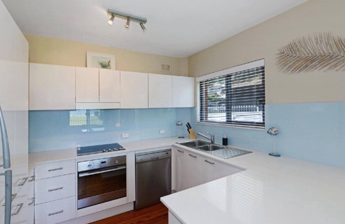 Avoca Beach Apartment | Hi Surf 1 - Top Location