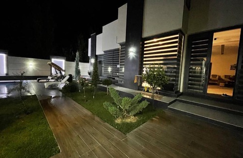 Uzbekistan Villa | Hi-Tech Khumsan