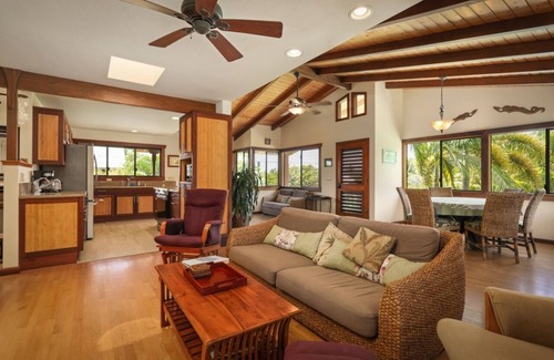 Honaunau-Napoopoo House | Hi6A-ST1- The Dolphin Bay House