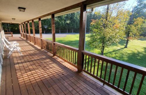 McHenry House | Hibernation Haven
