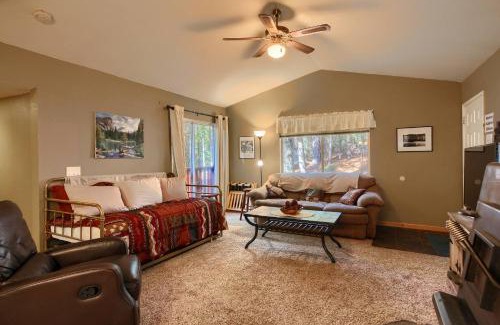 North Wawona House | Hibernation Hideaway- Inside Yosemite- Dog Friendly