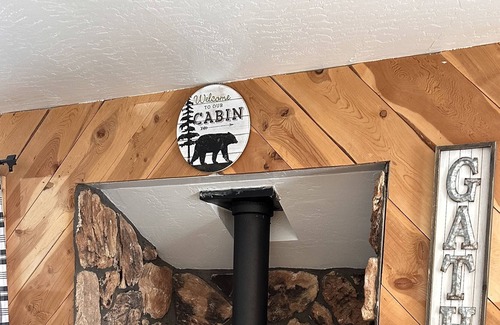 Beaver House | Hibernation Station - Unit #4 - Relax, unwind, refresh!
