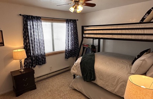 Beaver House | Hibernation Station - Unit #4 - Relax, unwind, refresh!
