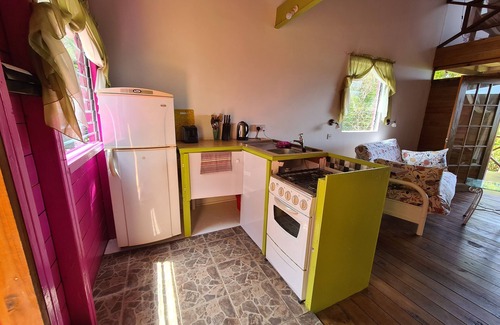 St. Patrick Cottage | HIBISCUS COTTAGE Almost Paradise - 1 bed Caribbean Hideaway