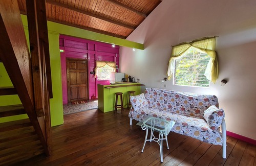 St. Patrick Cottage | HIBISCUS COTTAGE Almost Paradise - 1 bed Caribbean Hideaway