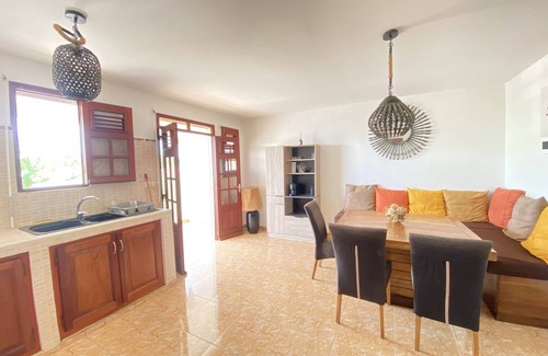 Saint-Louis Apartment | Hibiscus