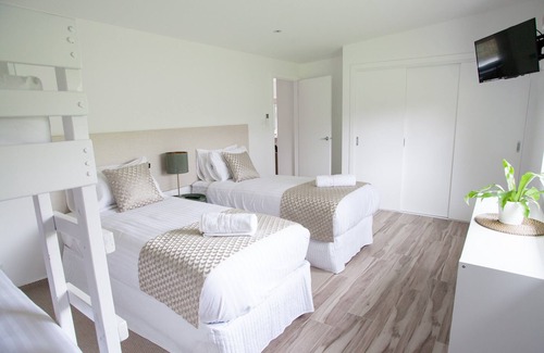 Broadford Cabin | Hickey Vale Farm Lodge Newly built country Stay with Spa