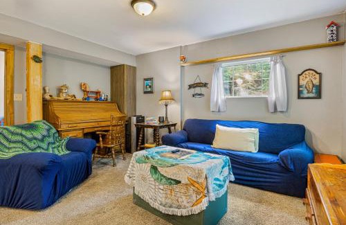 Lake Ozark Apartment | Hickory Hideaway on the Lake