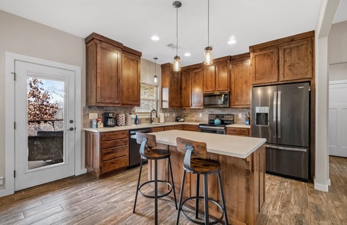 Rogers House | Hickory Hill Haven: Waterfront - Hot Tub - Fire Pit - Relax