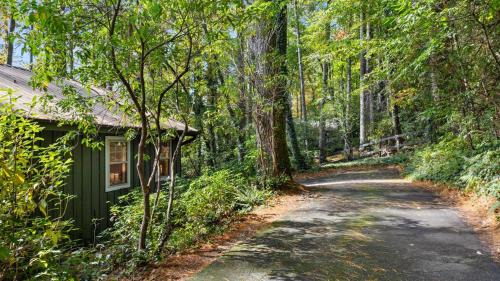 Lake Sequoyah House | Hicks Hideaway
