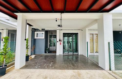 Kuala Pilah District House | HidaIz Homestay Juasseh