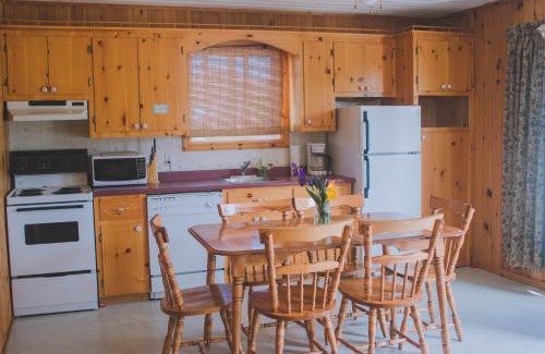 Cavendish Cabin | Hidden Acres Cottages