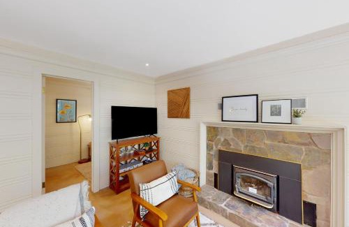 Forestville House | Hidden Acres Retreat