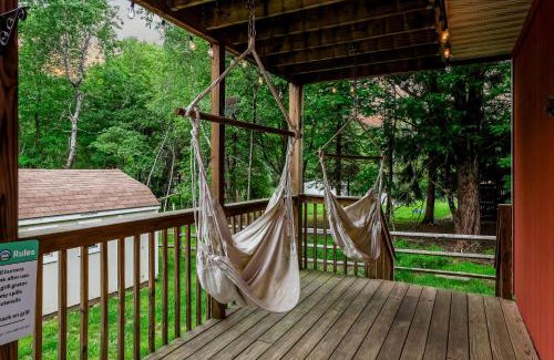 Albrightsville House | Hidden Bear by AvantStay A Central Location