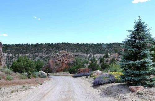 Baker Hotel | Hidden Canyon Retreat