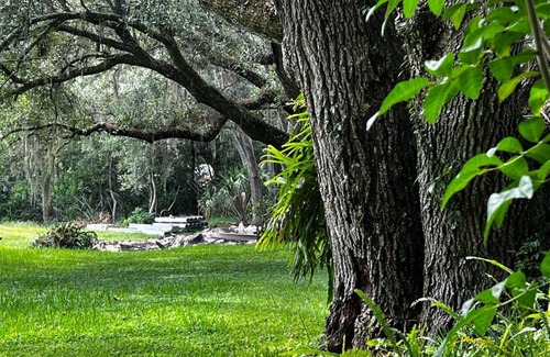 Historic Downtown Kissimmee House | Hidden City Riverfront Apt Near Lakes Golf & Disney