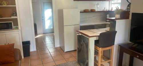 Oldsmar House | Hidden Cottage