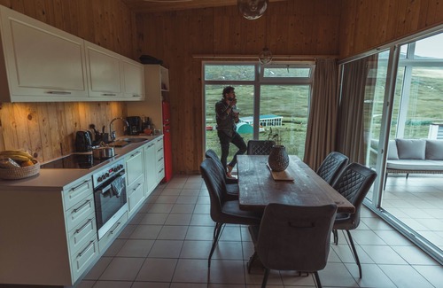 Olafsfjordur Cottage | Hidden Cottage with indoor hot tub