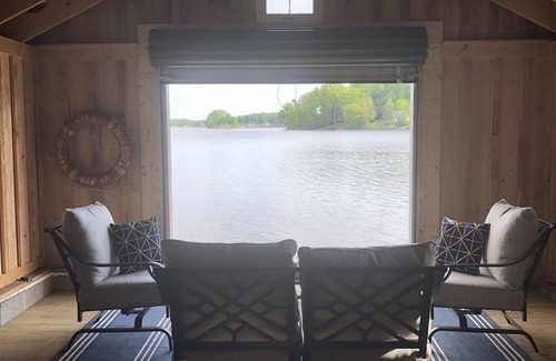 Niobe House | Hidden Cove