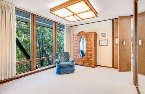 San Luis Obispo House | Hidden Creek House near Downtown SLO. Family Sized!