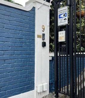 Cape Town City Centre House | Hidden De Waterkant Cottage with Tranquil Garden