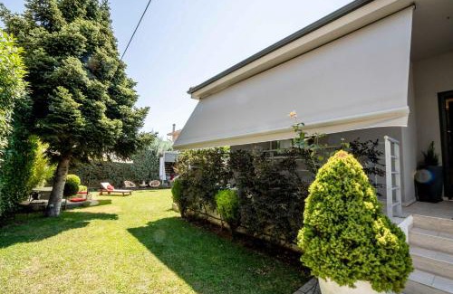 Katsikas Villa | Hidden Garden Exquisite Villa